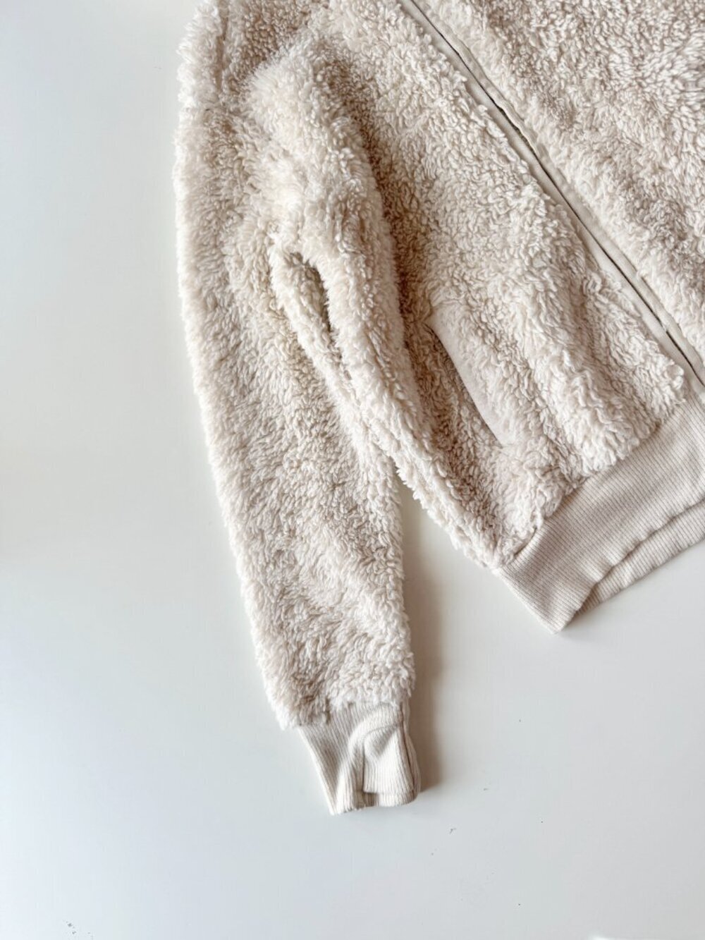 Girls' ATHLETA GIRL So Snug Ivory Sherpa Fleece Full Zip Hoodie, Size S/7 - Picture 7 of 14